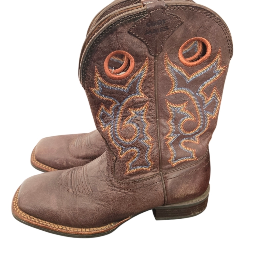 Cody James Brown Western Cowboy Boots with Orange Embroidery Size 8.5